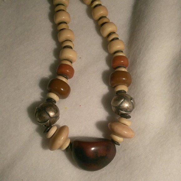 Vintage Les Bernard seed and bone neckless - Picture 1 of 4